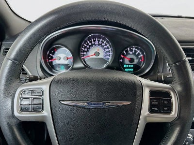 2012 Chrysler 200 Limited