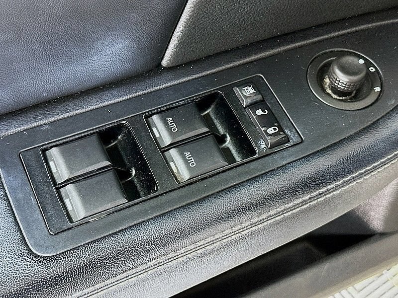 2012 Chrysler 200 Limited