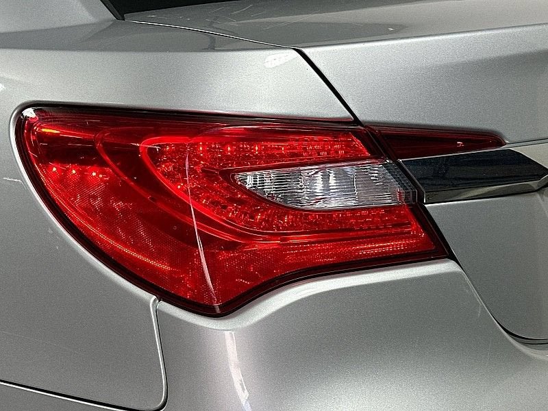 2012 Chrysler 200 Limited