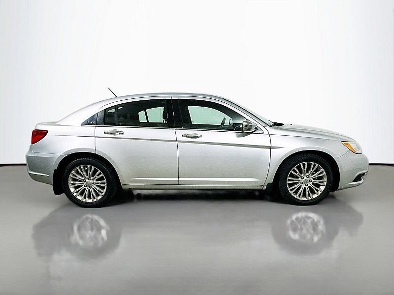 2012 Chrysler 200 Limited
