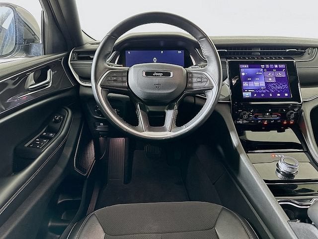2022 Jeep Grand Cherokee L Altitude