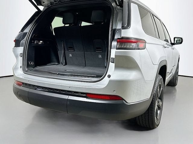 2022 Jeep Grand Cherokee L Altitude