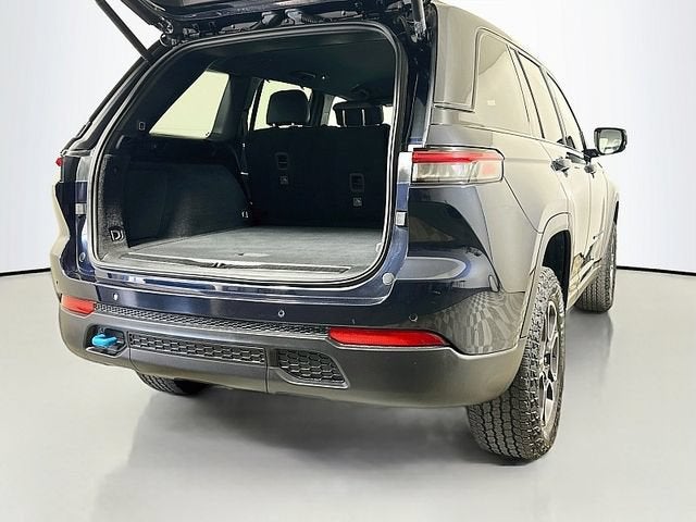 2022 Jeep Grand Cherokee 4xe Trailhawk