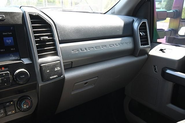 2022 Ford Super Duty F-350 SRW XL
