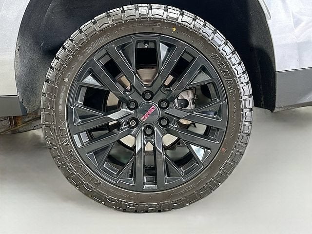 2022 GMC Yukon XL SLE