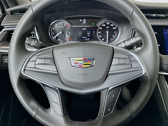 2026 Cadillac XT5 Luxury