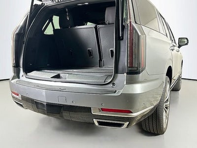 2026 Cadillac Escalade Luxury