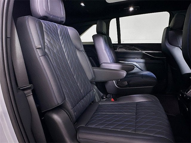 2025 Cadillac ESCALADE IQ Luxury 1