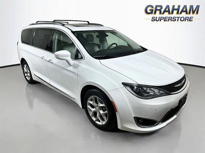 2019 Chrysler Pacifica Touring L Plus