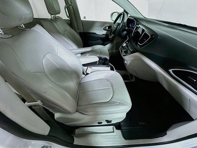2019 Chrysler Pacifica Touring L Plus