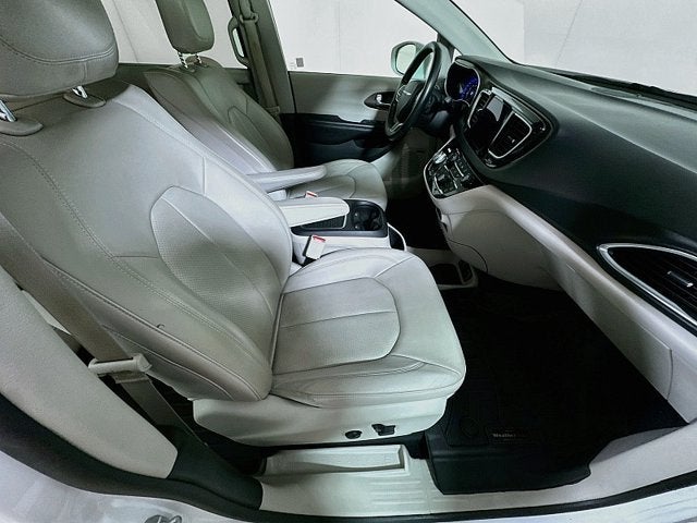 2019 Chrysler Pacifica Touring L Plus