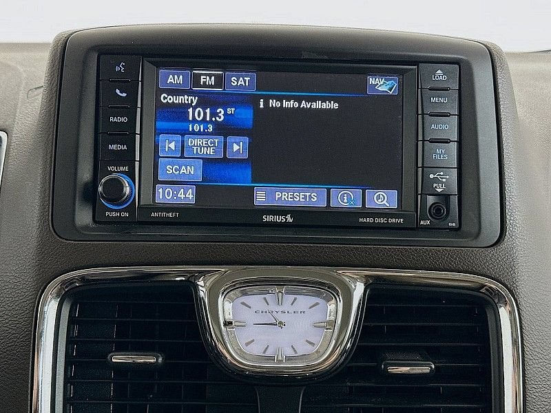 2013 Chrysler Town & Country Limited