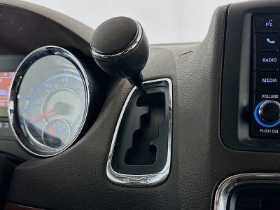 2013 Chrysler Town & Country Limited