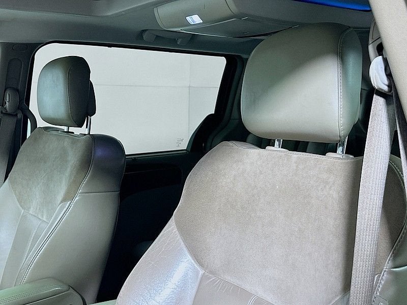 2013 Chrysler Town & Country Limited