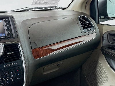 2013 Chrysler Town & Country Limited