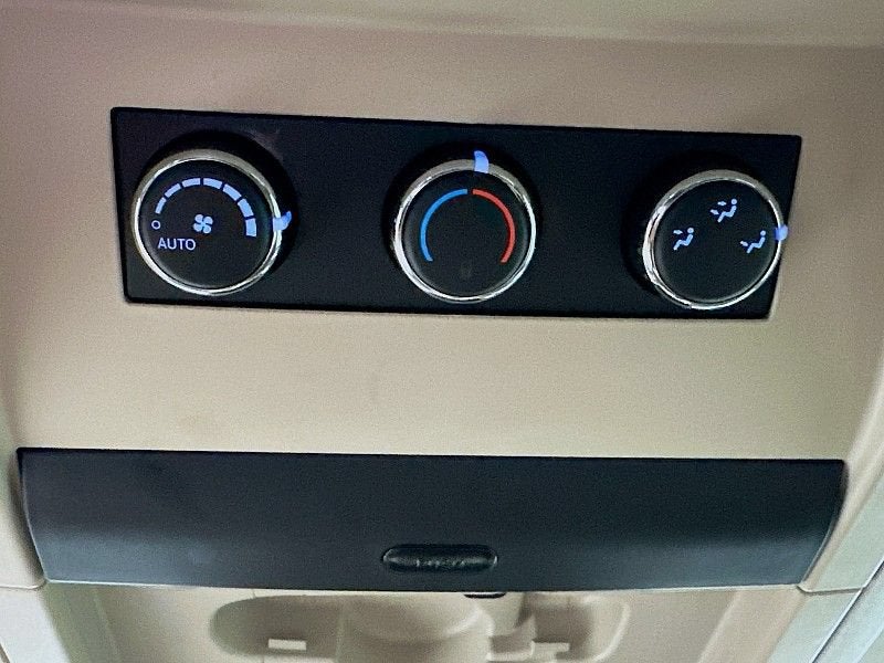 2013 Chrysler Town & Country Limited