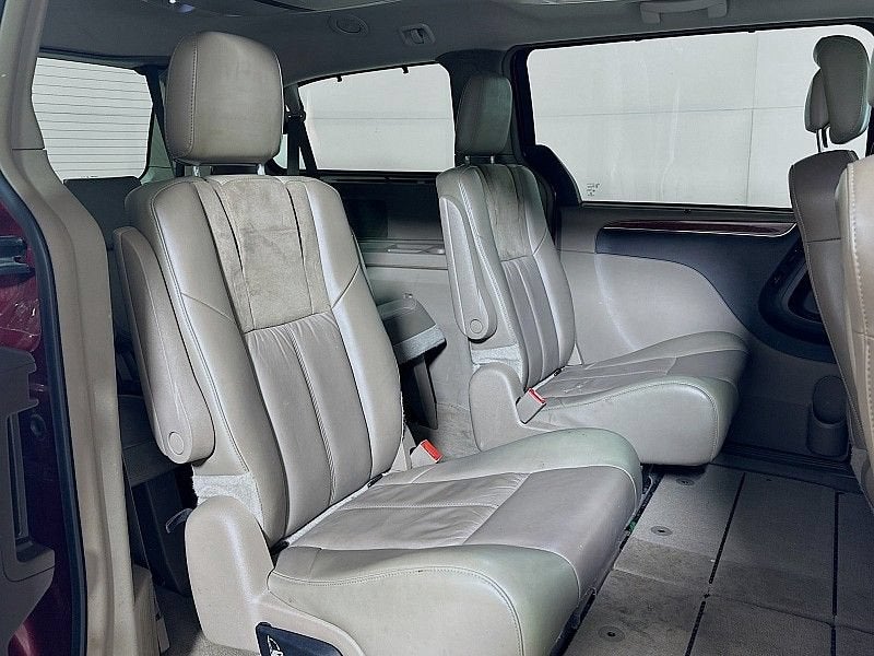 2013 Chrysler Town & Country Limited