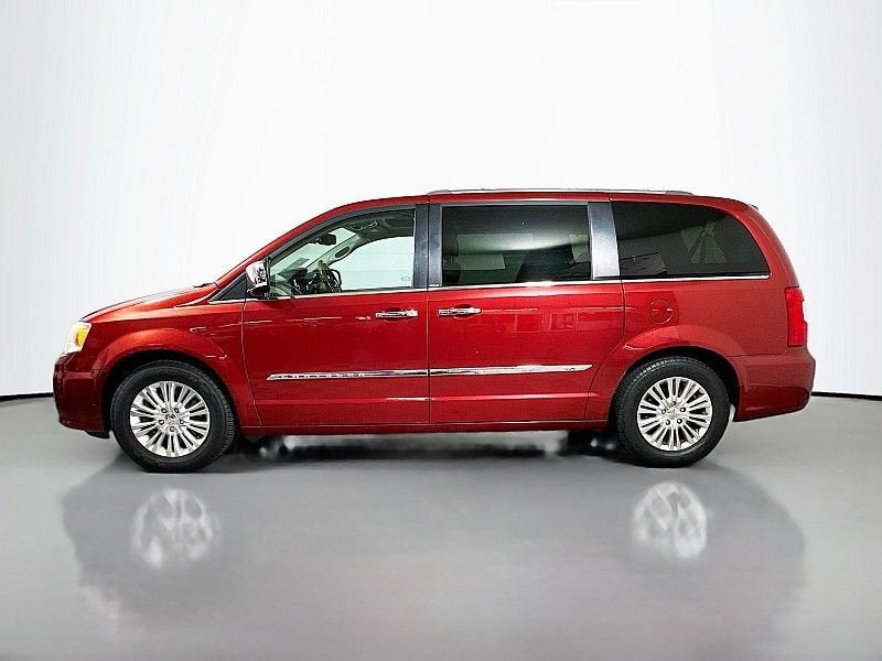 2013 Chrysler Town & Country Limited