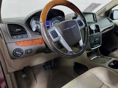 2013 Chrysler Town & Country Limited