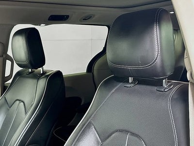 2023 Chrysler Pacifica Hybrid Limited