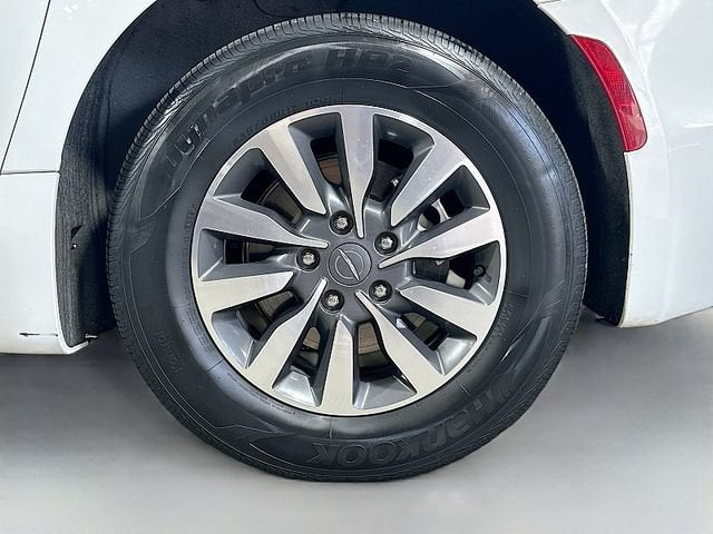 2023 Chrysler Pacifica Hybrid Limited