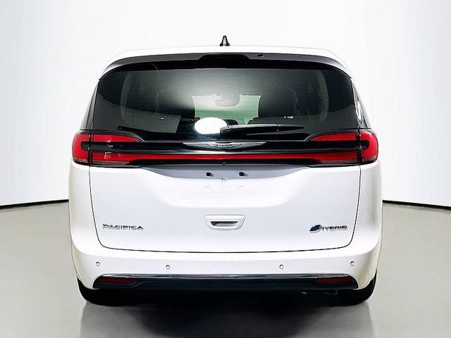 2023 Chrysler Pacifica Hybrid Limited