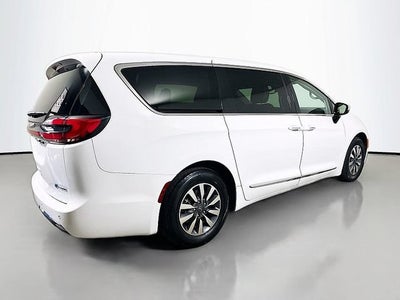 2023 Chrysler Pacifica Hybrid Limited