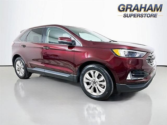 2023 Ford Edge Titanium