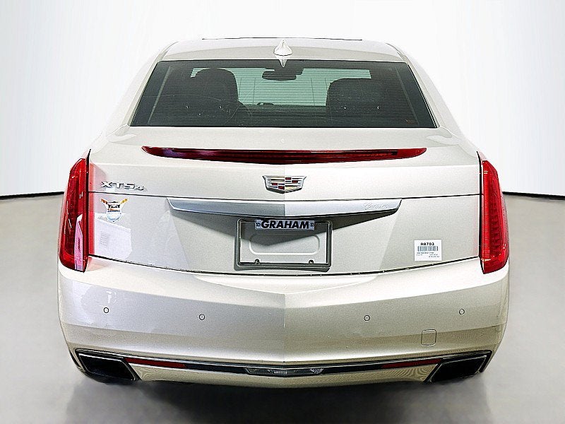 2016 Cadillac XTS Luxury Collection