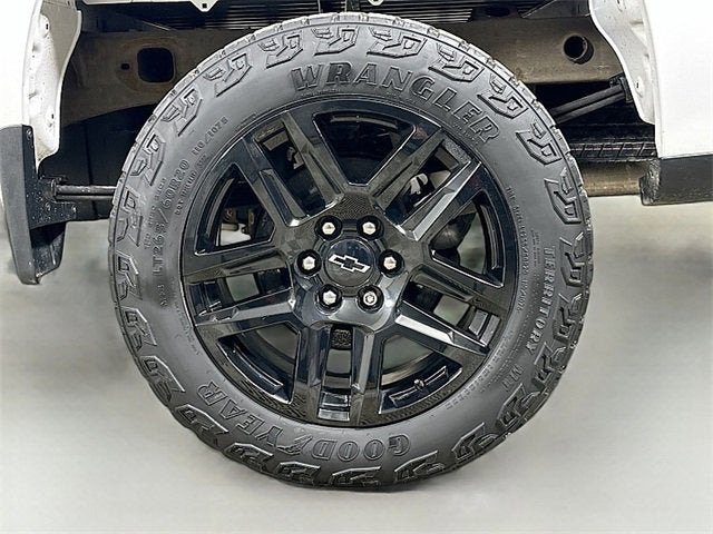 2022 Chevrolet Silverado 1500 Custom Trail Boss