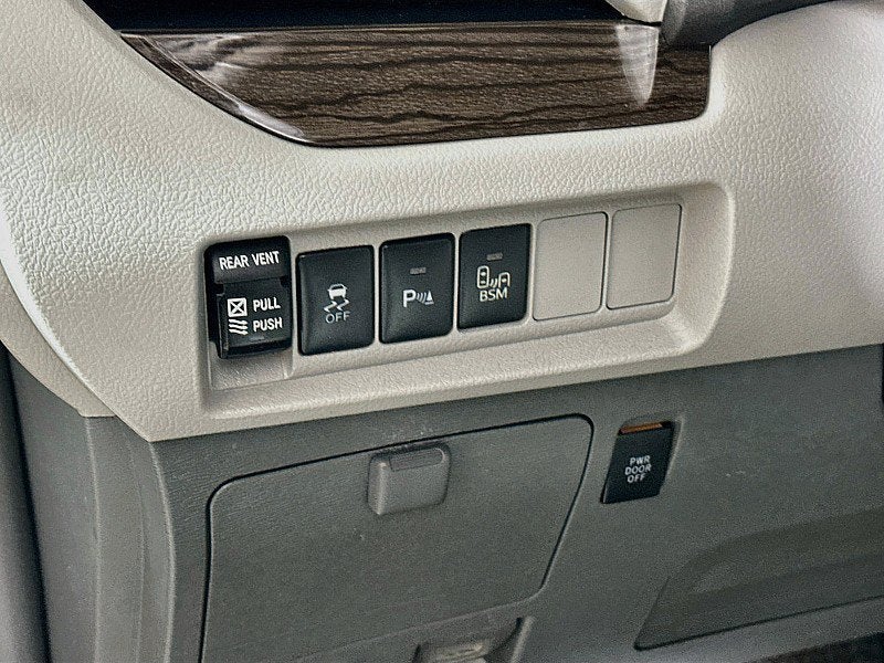 2015 Toyota Sienna XLE
