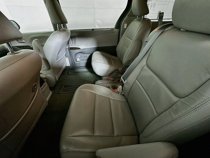 2015 Toyota Sienna XLE
