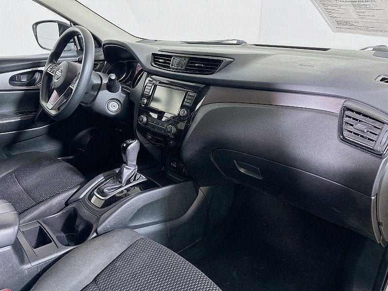 2020 Nissan Rogue Sport S - Photo 28