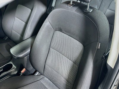 2017 Kia Forte5 LX