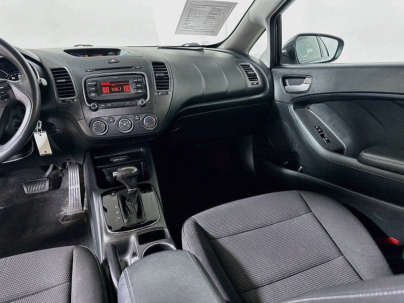 2017 Kia Forte5 LX