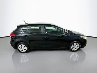 2017 Kia Forte5 LX