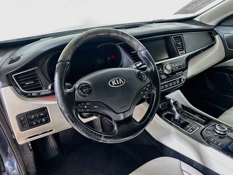 2015 Kia K900 Luxury