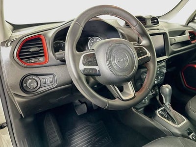 2023 Jeep Renegade Trailhawk